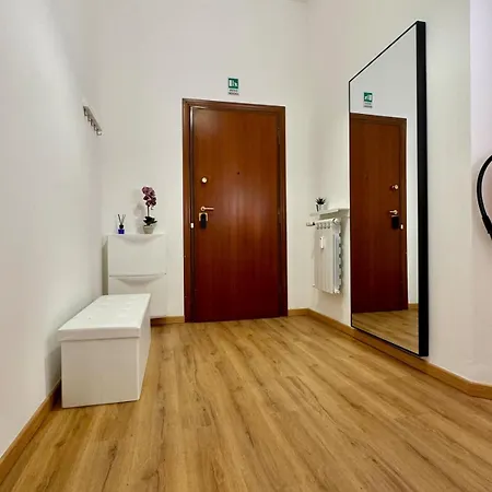 Apartment The Stop Apartment-metro A